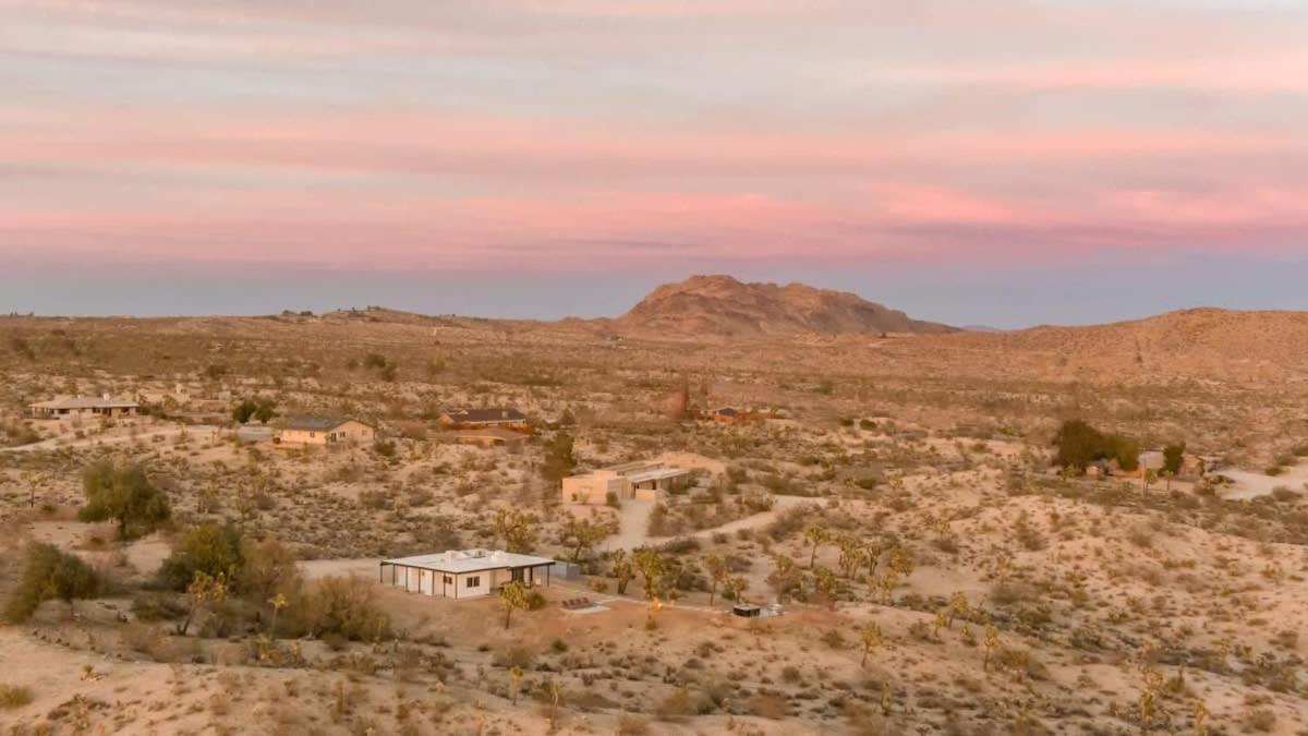 Kinetic House-Joshua Trees Sculptures Cowboy Pool Villa Yucca Valley Eksteriør bilde
