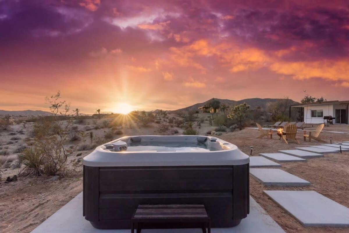 Kinetic House-Joshua Trees Sculptures Cowboy Pool Villa Yucca Valley Eksteriør bilde