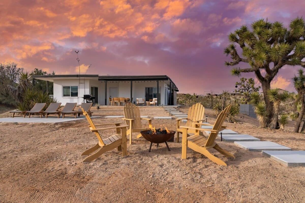 Kinetic House-Joshua Trees Sculptures Cowboy Pool Villa Yucca Valley Eksteriør bilde